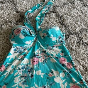 Coco Reef Blue and Pink Floral Takini 36/38 D